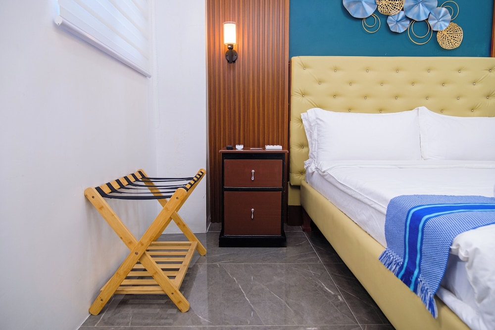 Junior Room - Photo 12