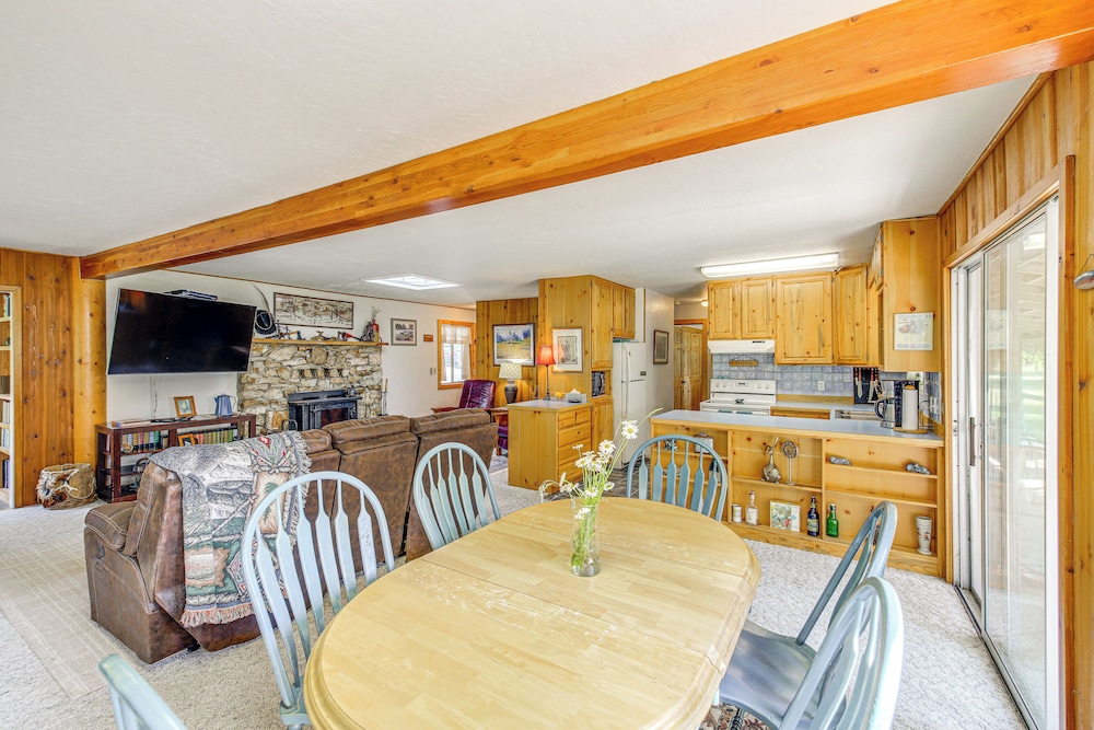 House (2 Bedrooms) photo 2