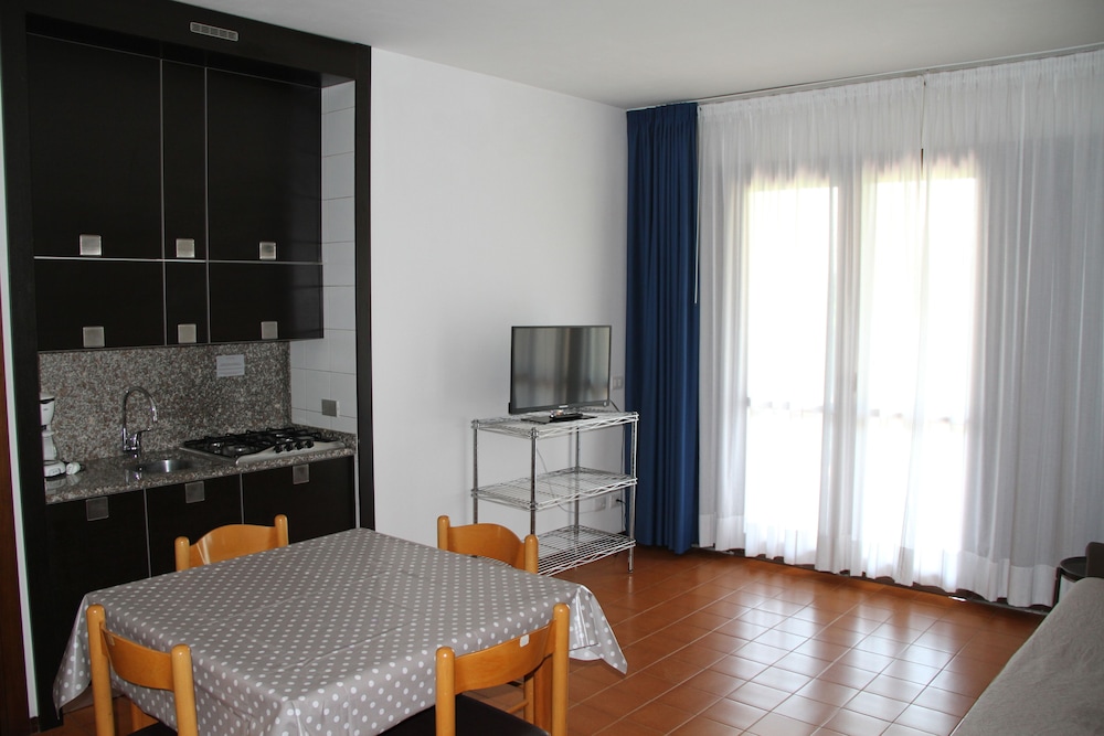 Apartment, 2 Bedrooms photo 3