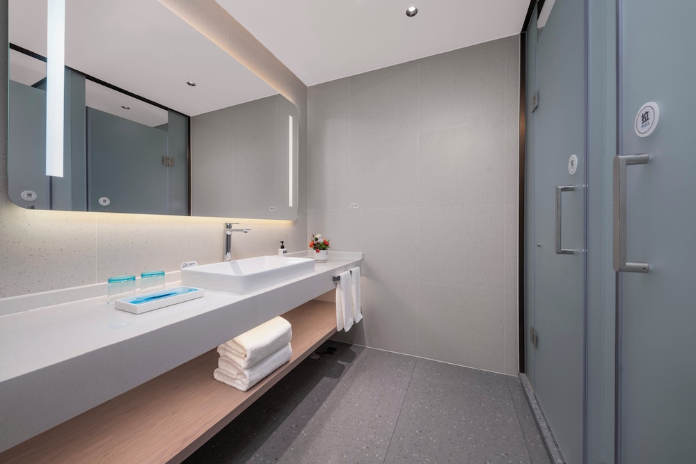 Suite, 1 Bedroom photo 2