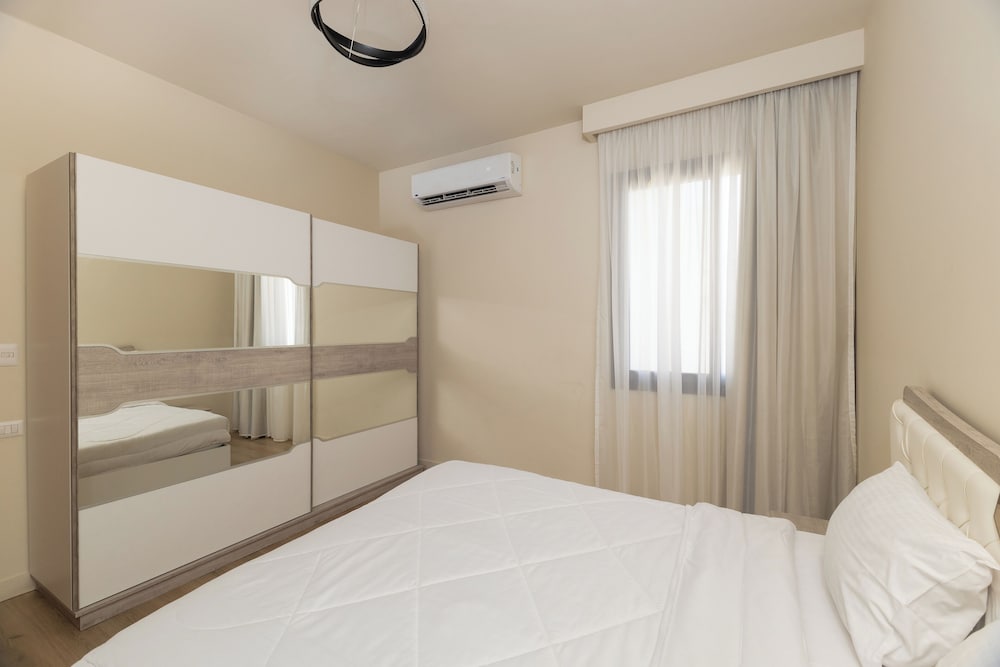 Comfort Apartment photo 3