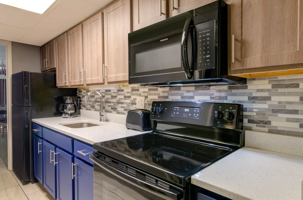 Suite, Oceanfront - Photo 3