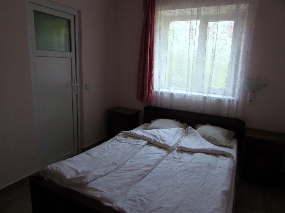Classic Double Room (B) photo 2