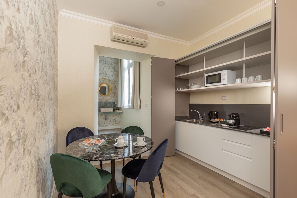 Victoria Apartament (Via Vittoria 50) thumbnail 6