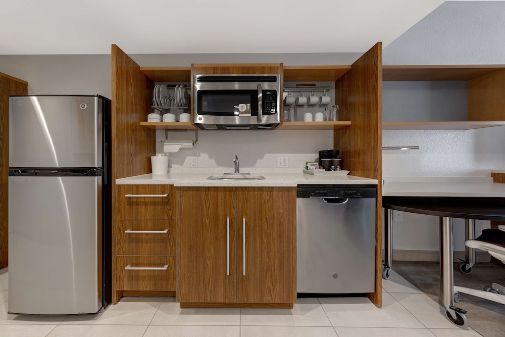 Available room