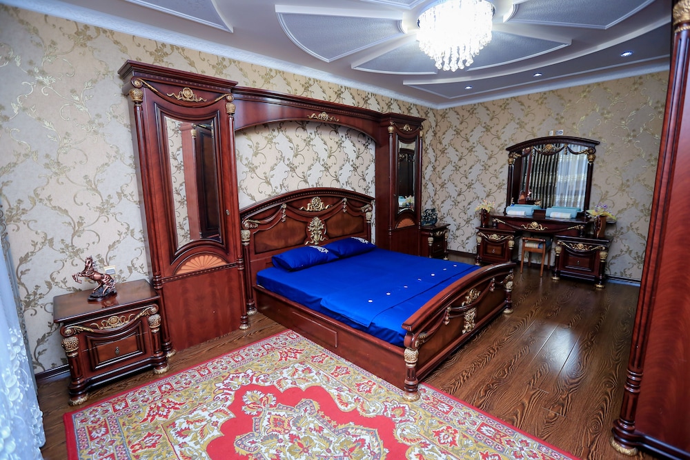 Grand Double Room, 1 Double Bed, Private Bathroom photo 1