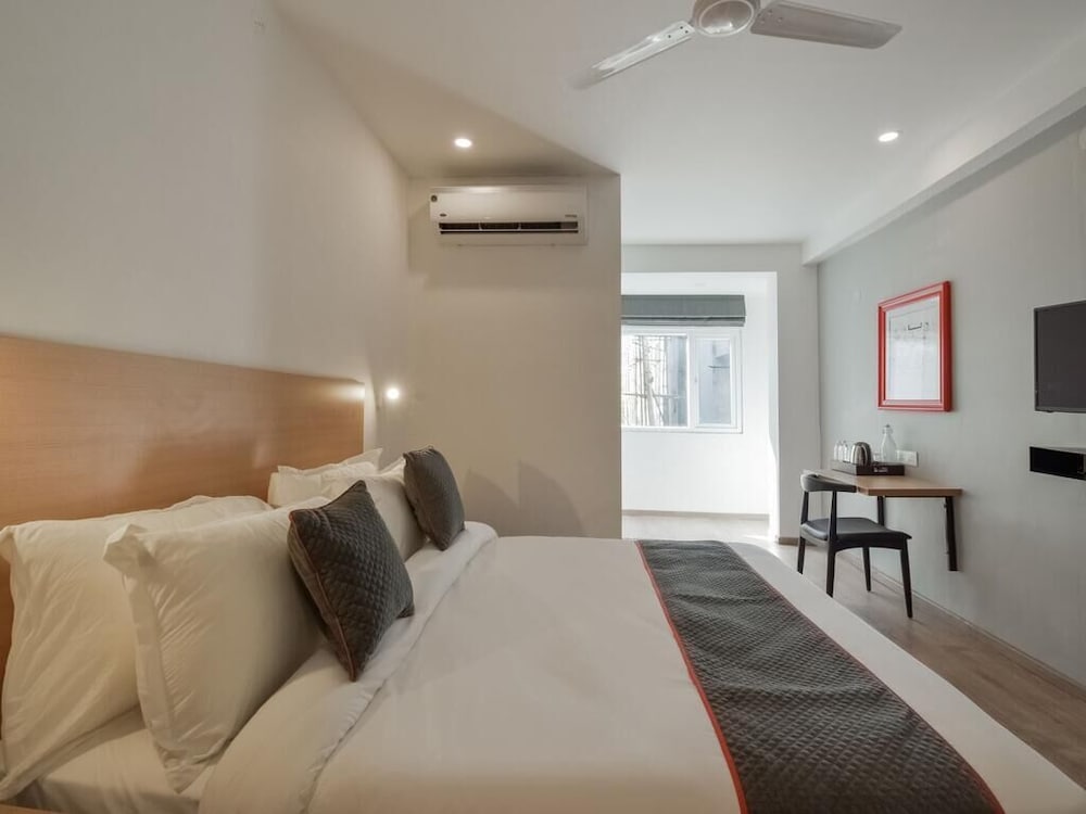 Standard Double Room - Photo 5