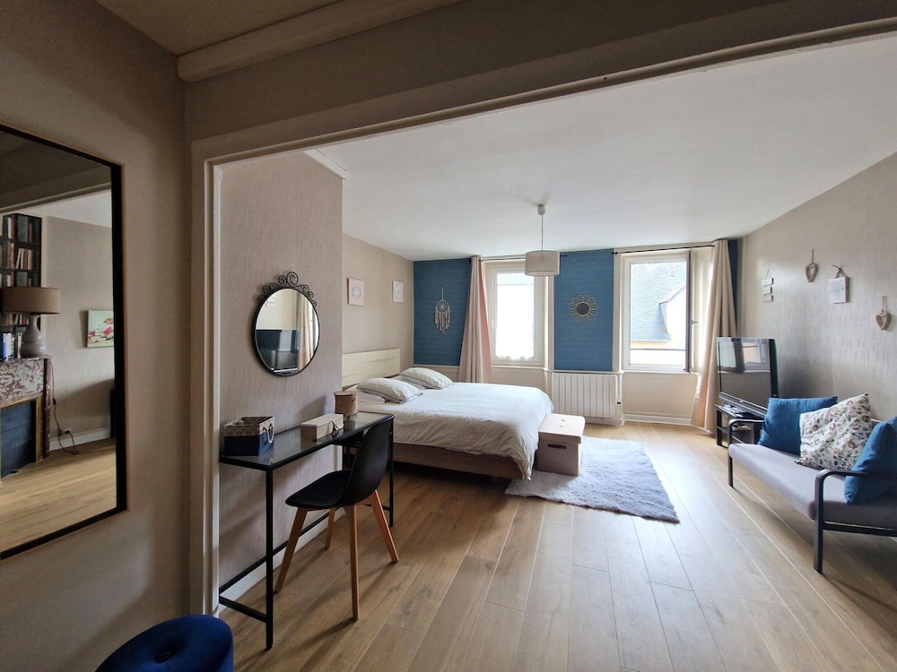 House photo 2