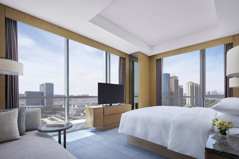 Executive Suite, 1 Bedroom, City View, Executive Level