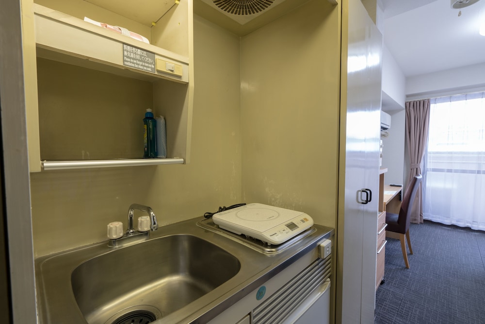 Economy Semi Double Room, Smoking, Kitchenette (Cleaning is Optional with Additional Cost) photo 3