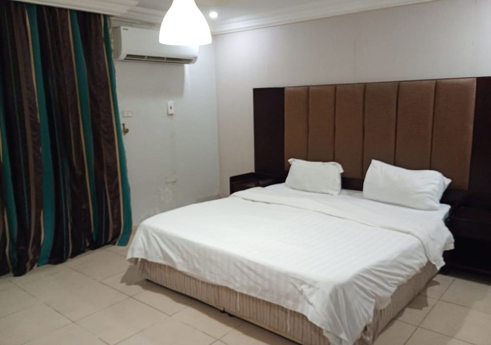 Junior Room