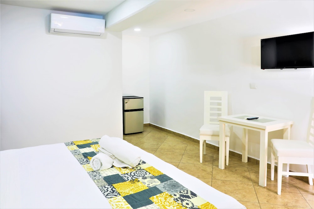 Standard Room - Photo 15