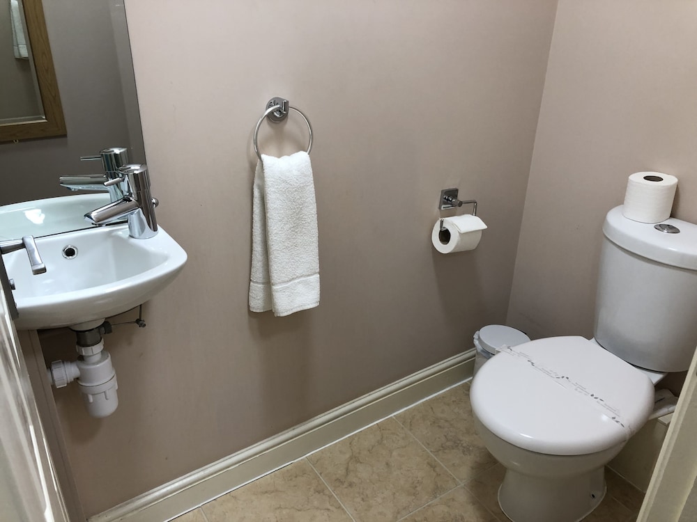 Standard Twin Room, Ensuite, River View - Photo 7