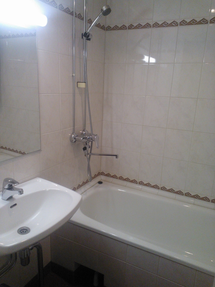 Comfort Room - Photo 14