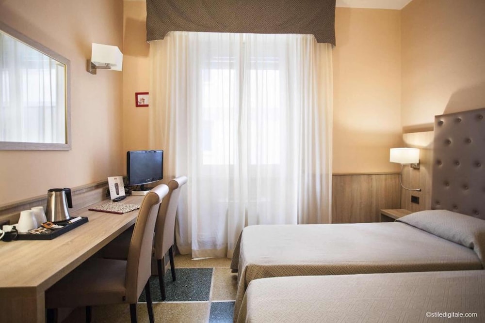 Standard Room - Photo 14