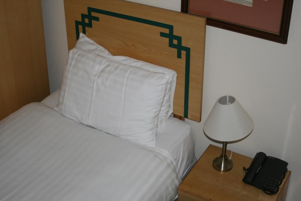 Single Room photo 2