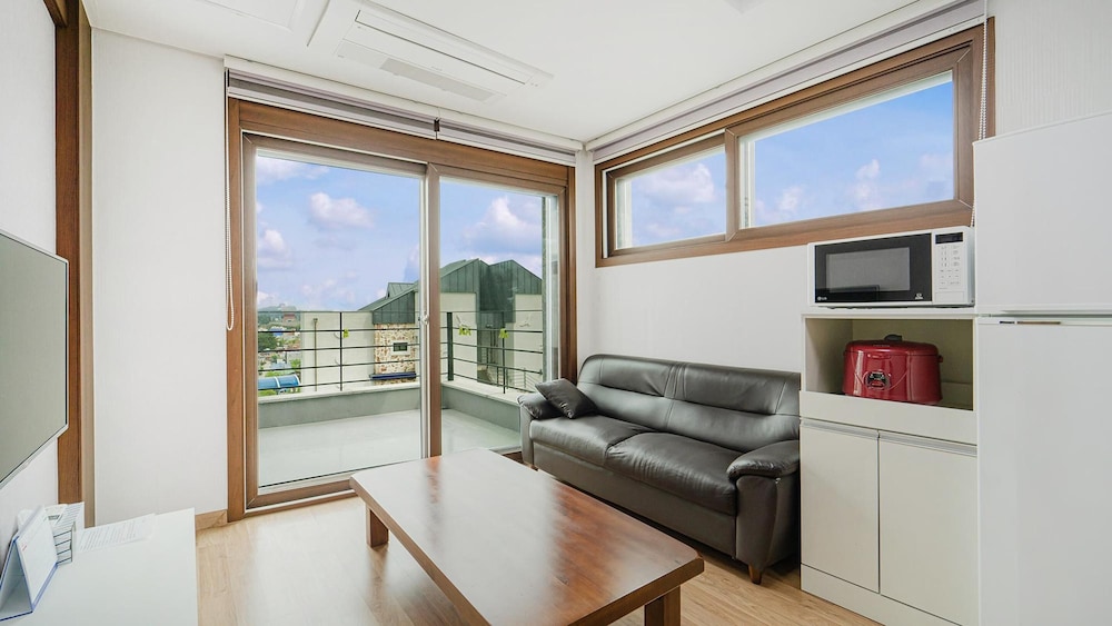 Basic Room, 1 Bedroom (2nadong 202) - Photo 8