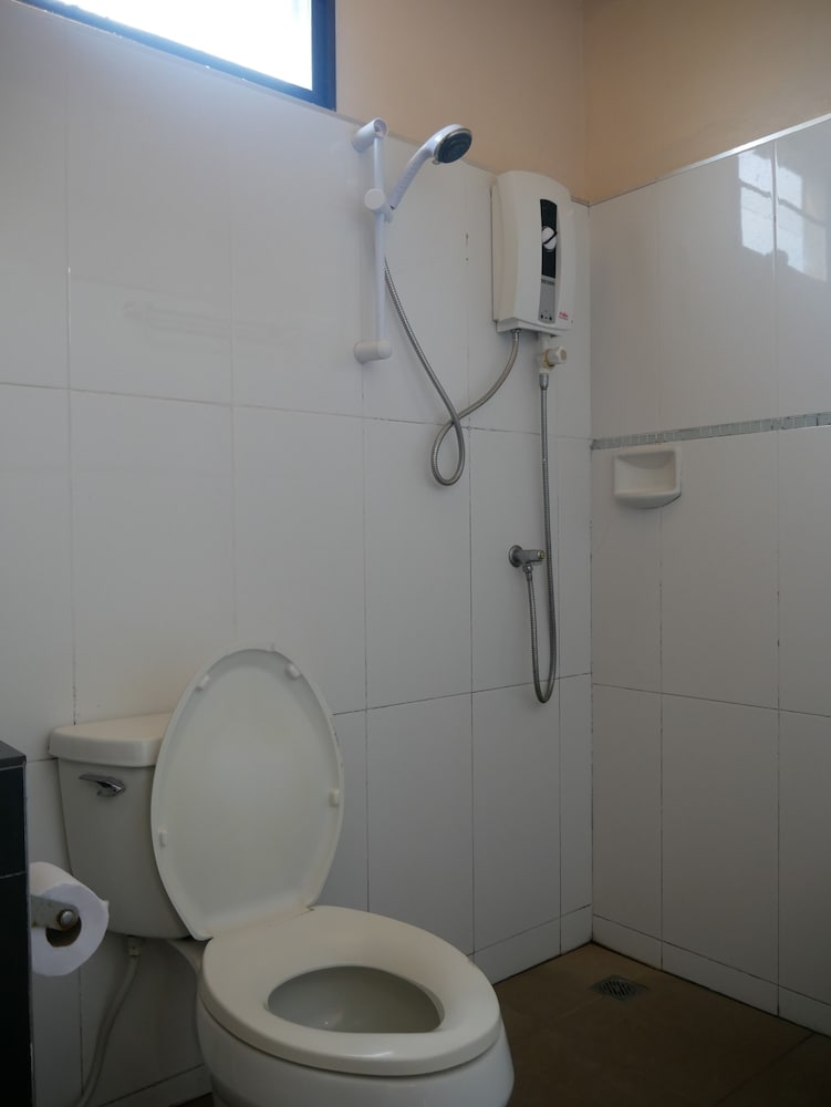 Standard Twin Room photo 2