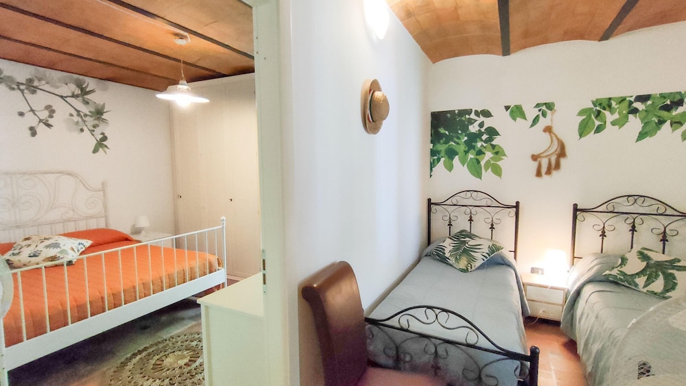 Villa photo 3