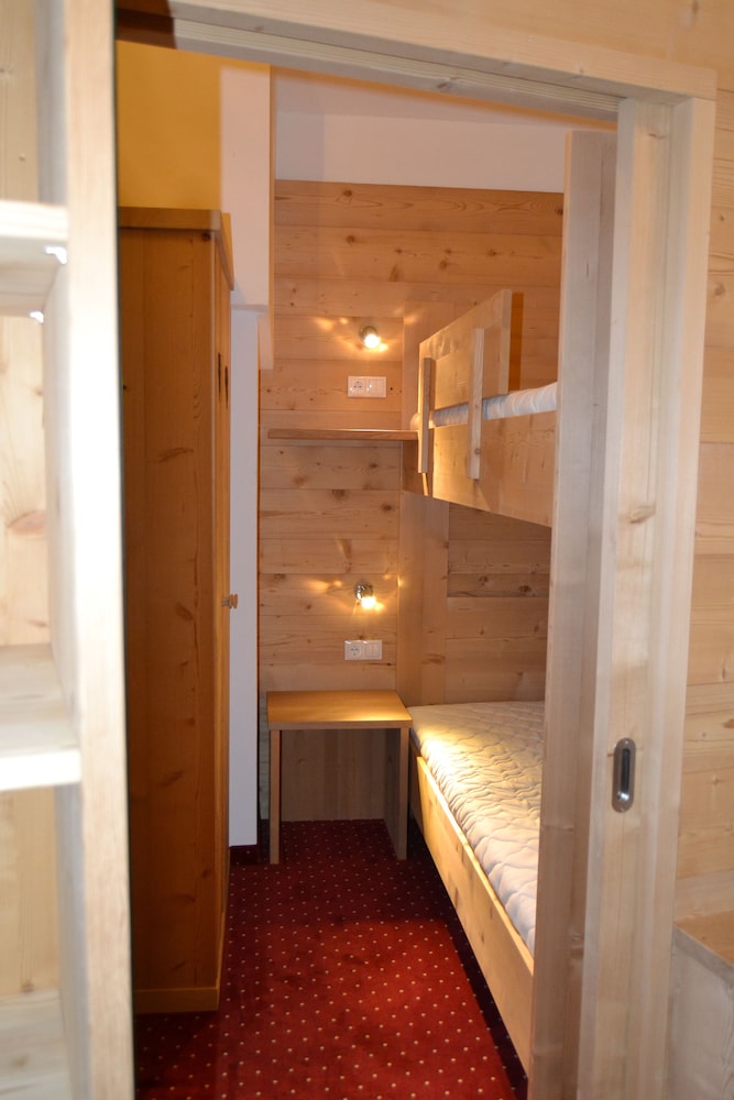 Family Suite - Photo 7