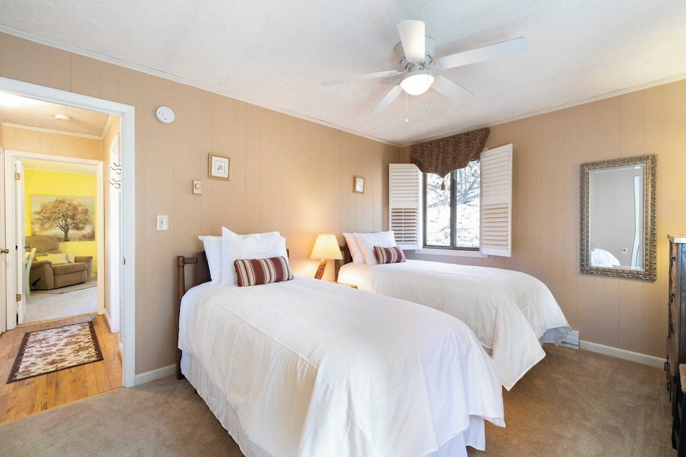 House (3 Bedrooms) photo 2