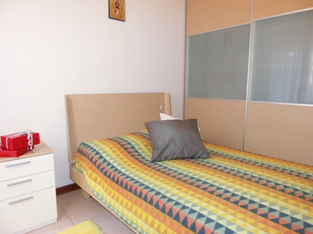 Apartment, 2 Bedrooms, Balcony, City View photo 2