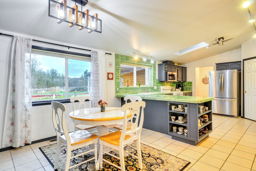 House (2 Bedrooms)