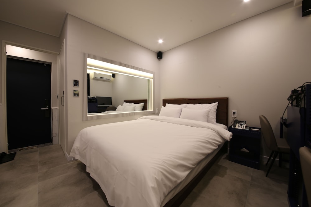 Business Double Room