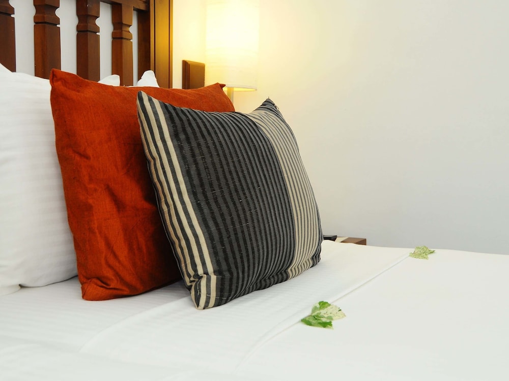 Deluxe Room - All Meals + Ayurveda Treatment + Yoga, Sea View