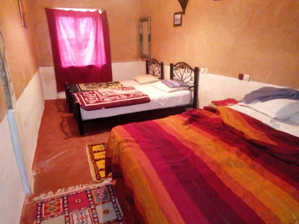Family Quadruple Room, Multiple Beds, Non Smoking photo 2
