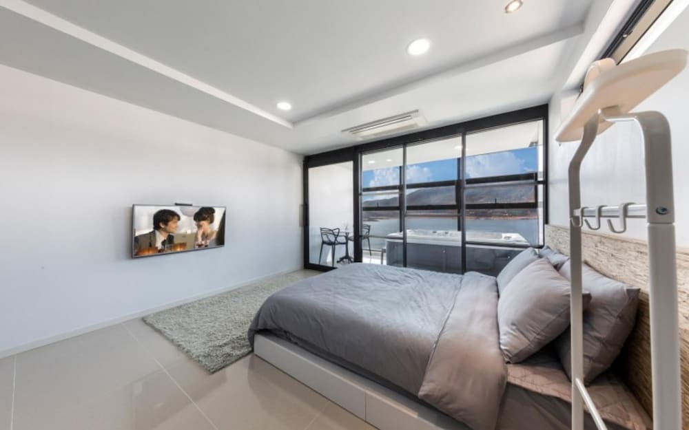 Room (B 301 (Random room allocation))