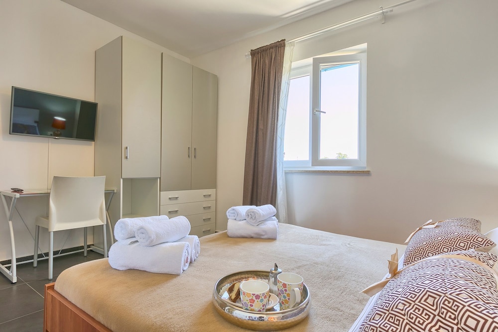 Standard Villa, 5 Bedrooms (0351) photo 3