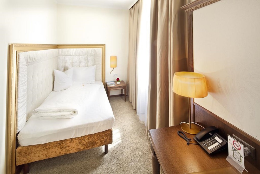 Available room
