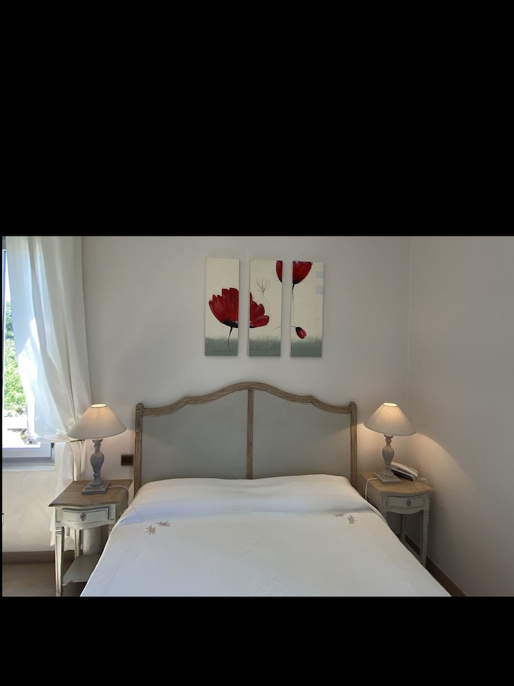 Comfort Room, 1 Queen Bed photo 2