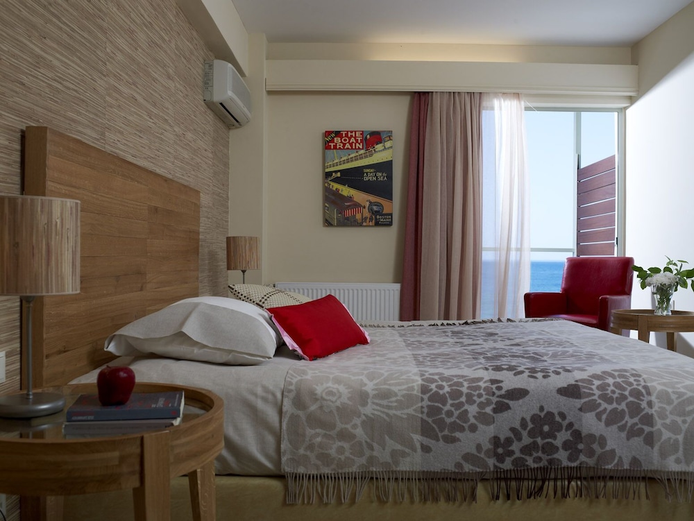 Comfort Plus Family Room Sea View photo 2