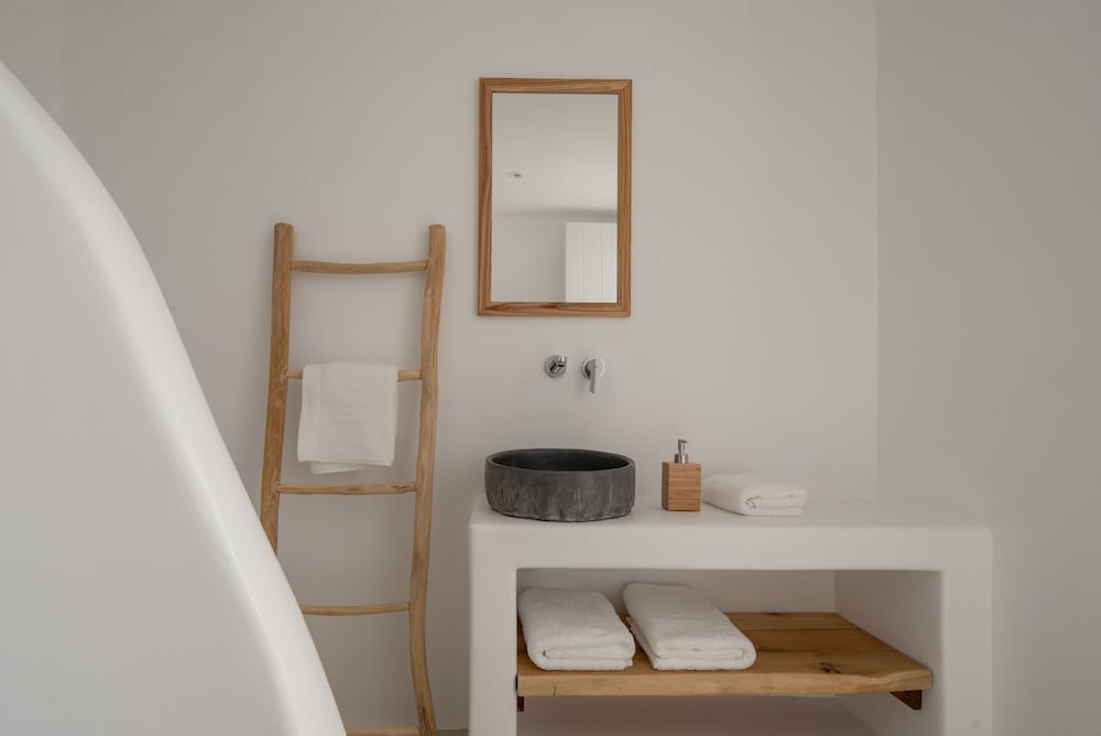 Royal Apartment, Hot Tub, Sea View - Photo 4
