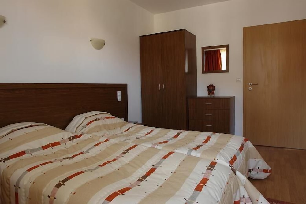 Apartment, 2 Bedrooms, Balcony photo 1