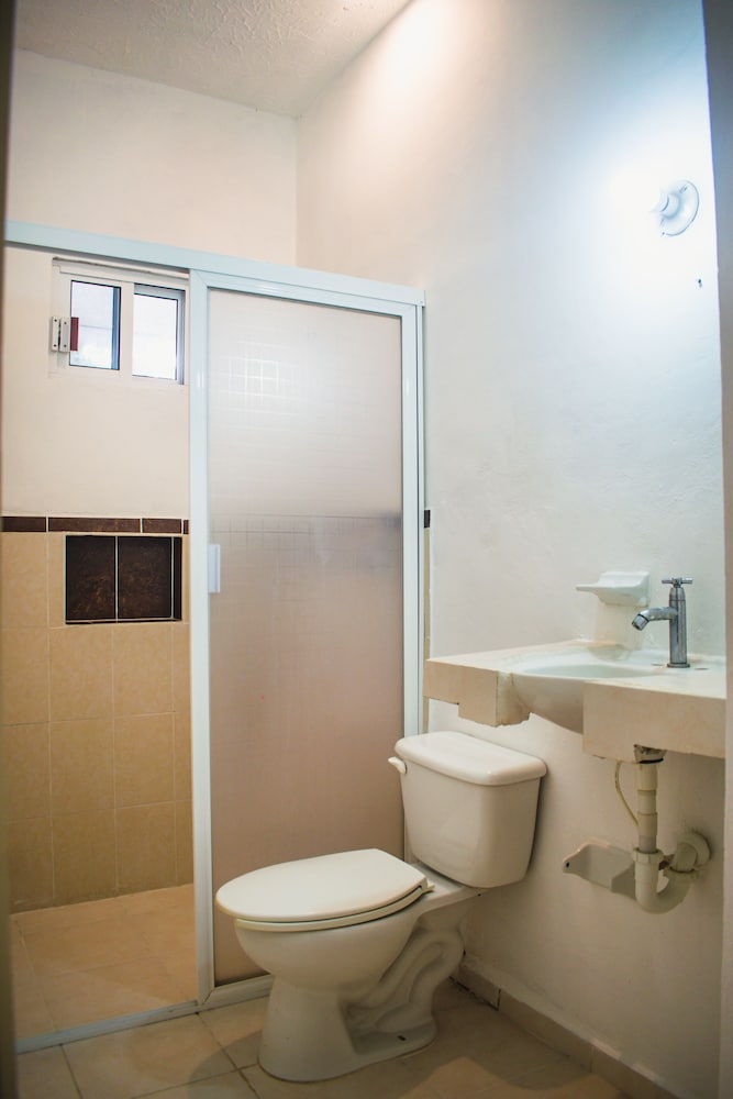 Standard Triple Room photo 3