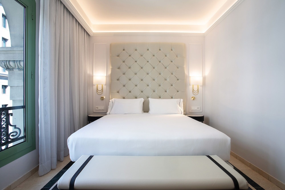 Junior Suite (Single Use) photo 2