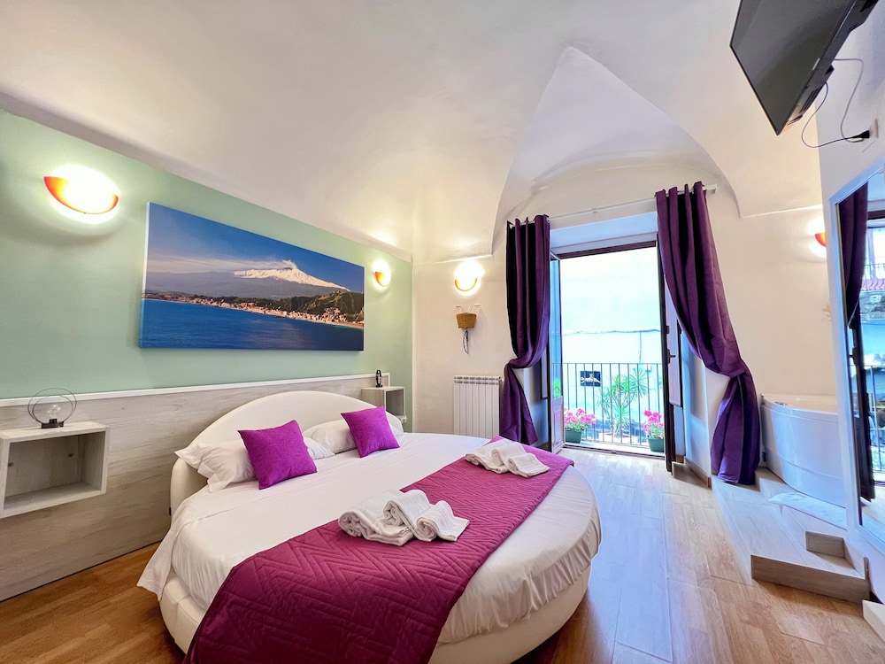 Deluxe Room photo 1