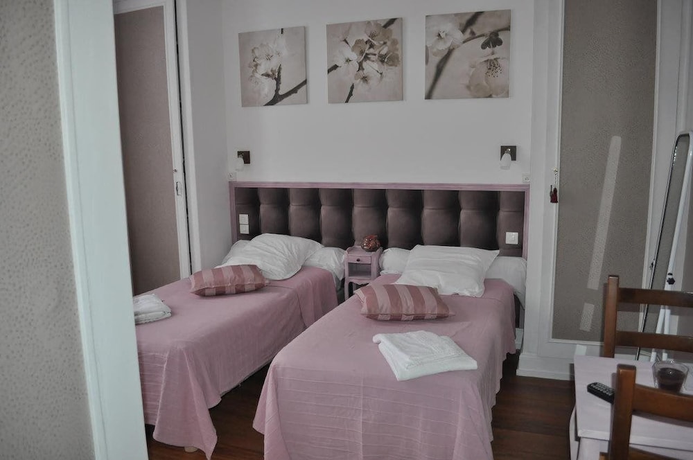 Quadruple Room (1)