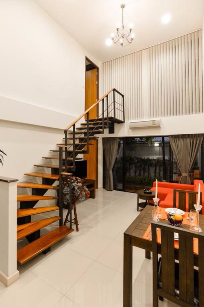 Duplex, 2 Bedrooms, Balcony, Garden View photo 3