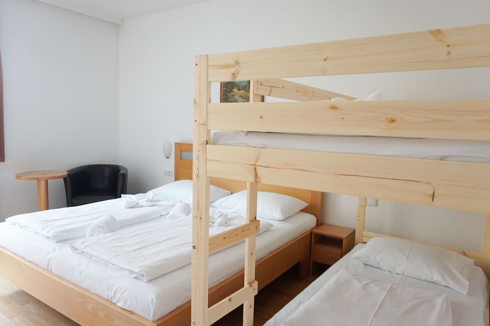 Five-Bed Room