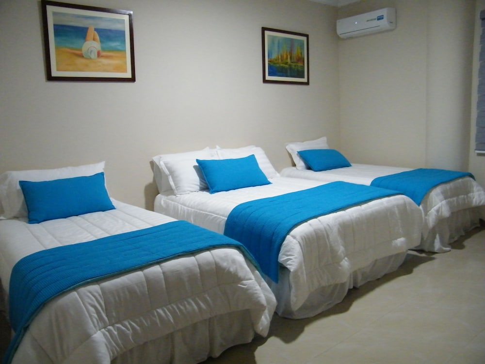 Family Triple Room photo 2