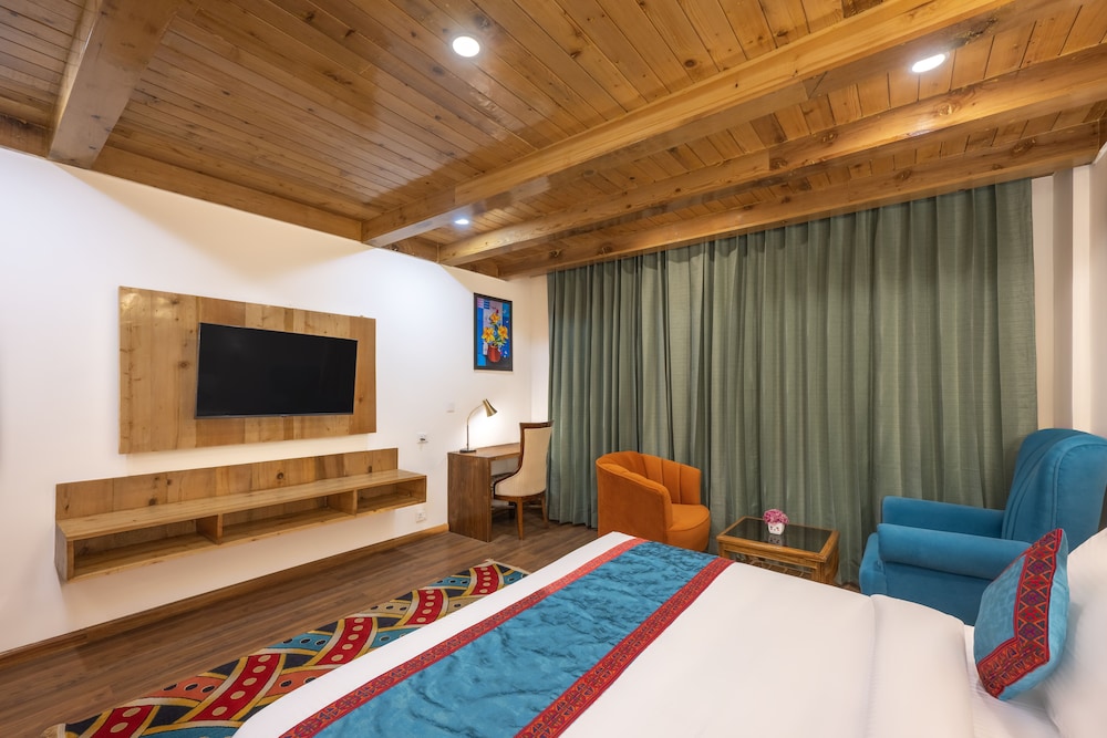 Superior Room, Balcony, River View photo 2