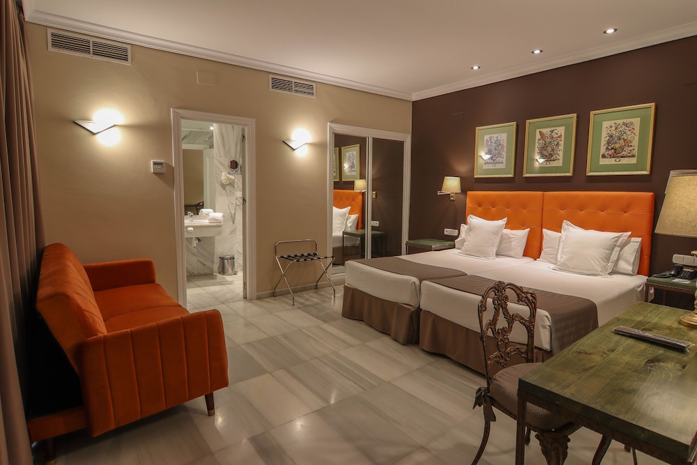 Double Room - Photo 1