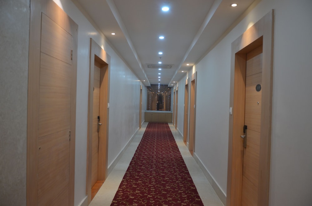 Standard Double Or Twin Room, 1 Bedroom, Smoking, Pool View photo 2