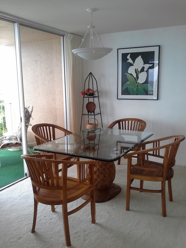 Luxury Condo, 2 Bedrooms, Ocean View, Oceanfront (Unit 410) photo 2