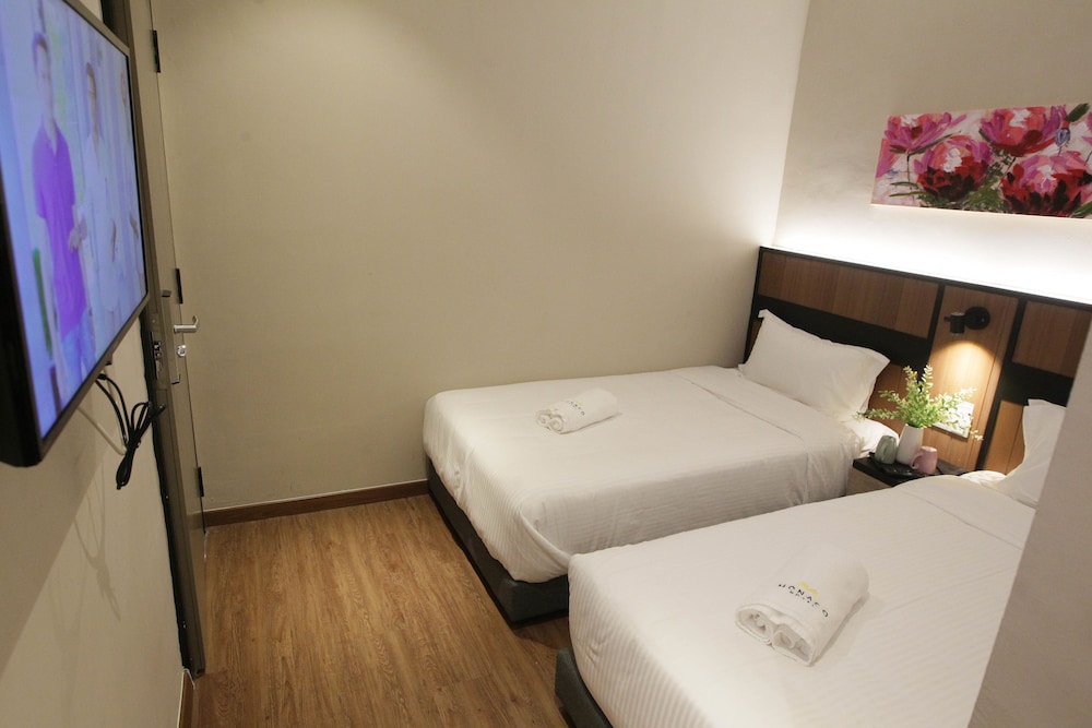 Budget Twin Room - Photo 1