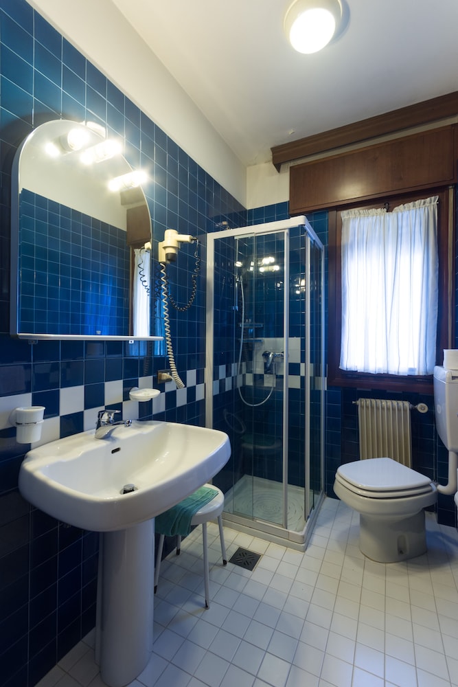 Triple Room - Photo 2